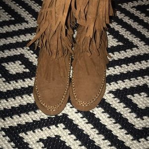 Brown suede fringe boots